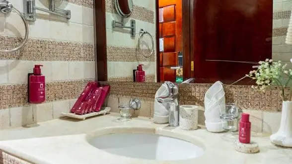 الصورة 3 من 8