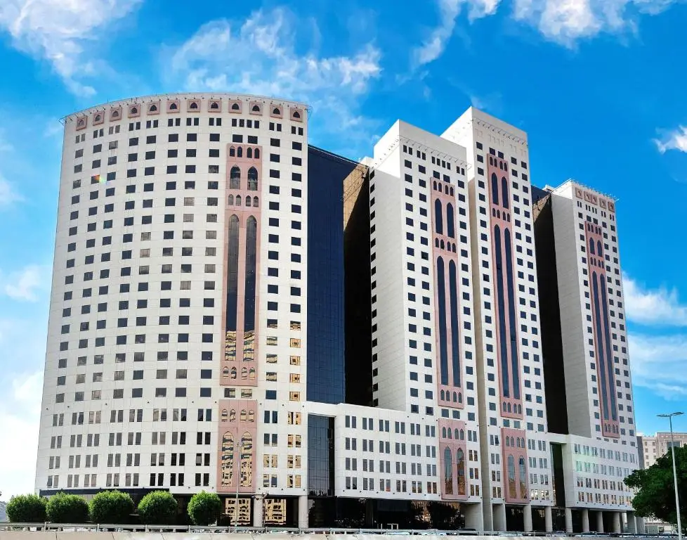 Warqan Al Nour Hotel Tapestry Collection by Hilton