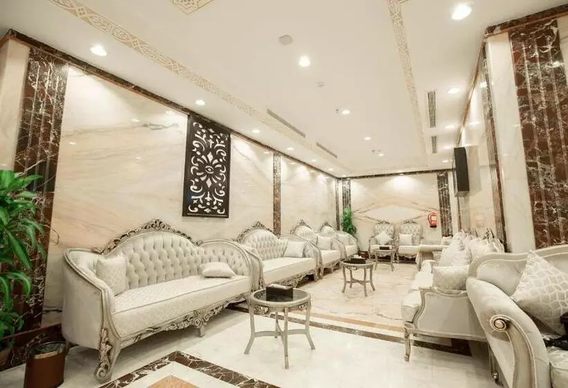 الصورة 2 من 5