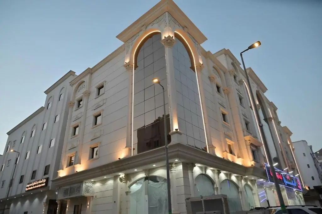 الصورة 3 من 4