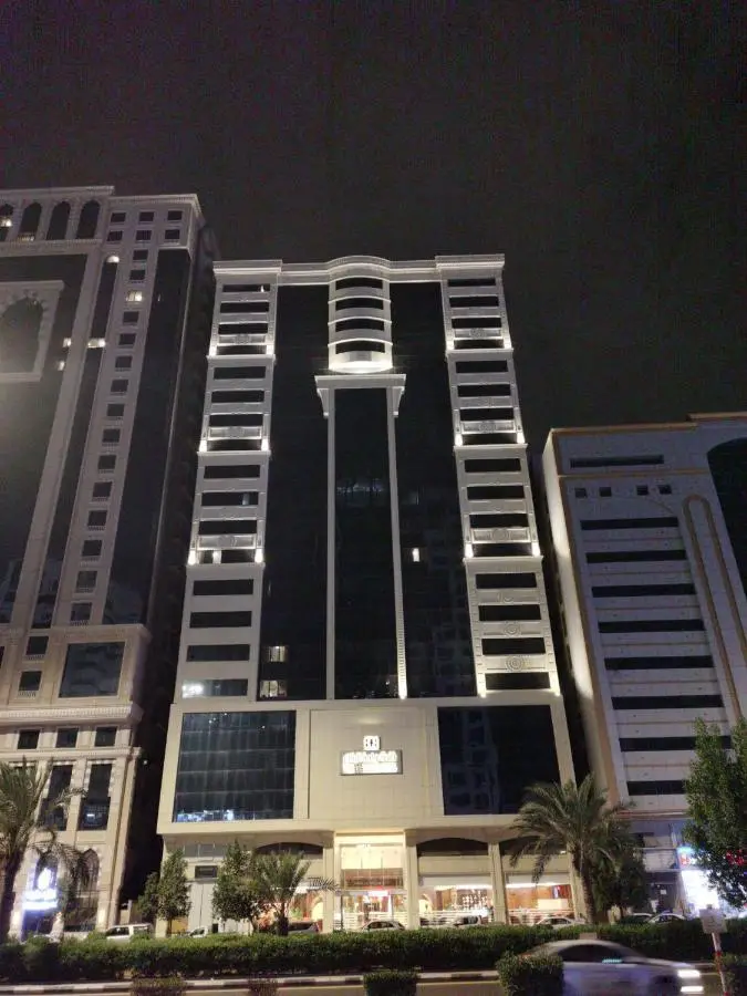 الصورة 2 من 10