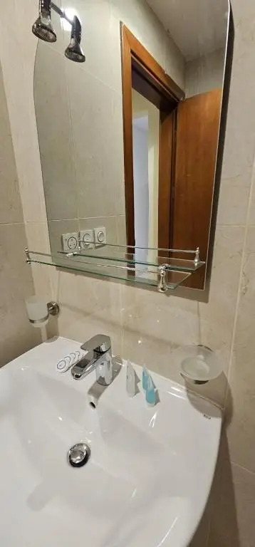 الصورة 5 من 6