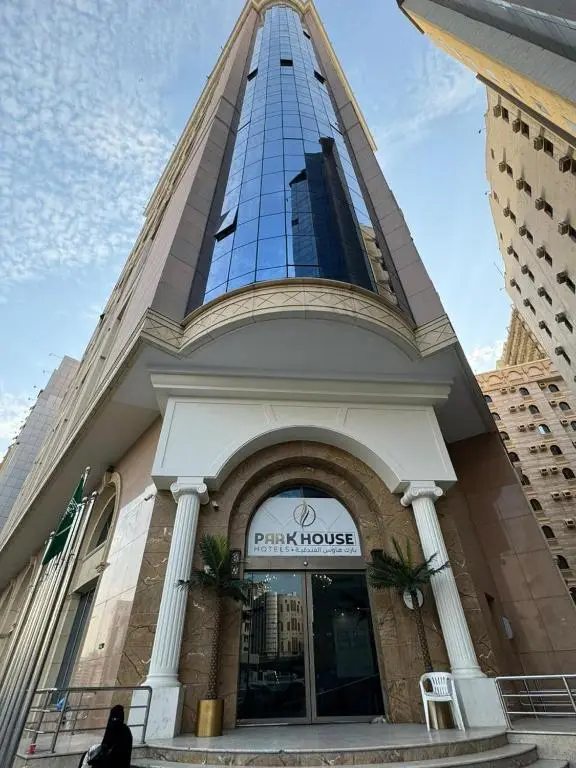 Pak Royal Hotel