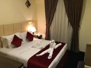 الصورة 2 من 6