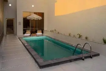 الصورة 4 من 4