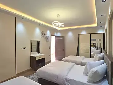 الصورة 3 من 3