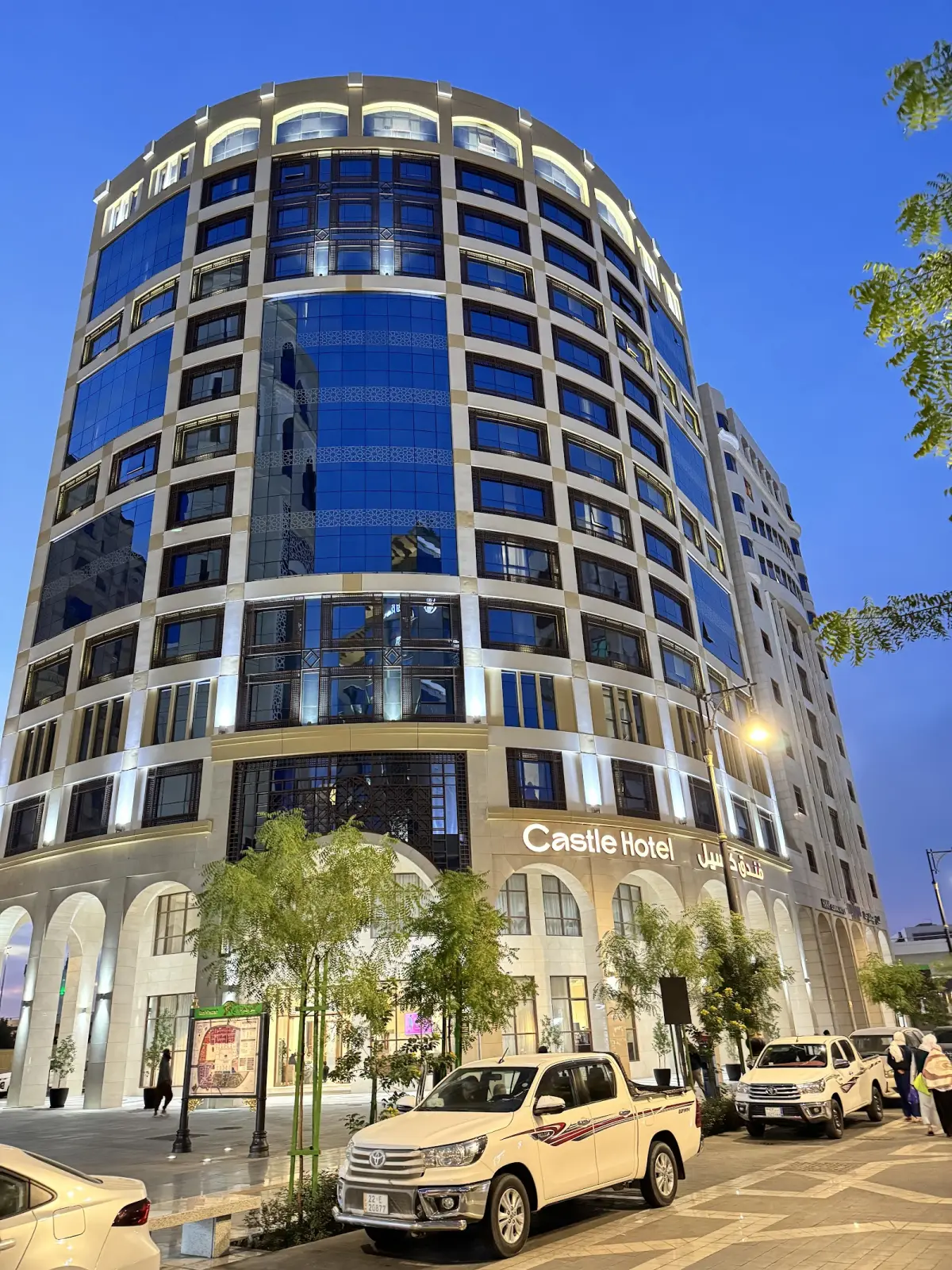 الصورة 3 من 8