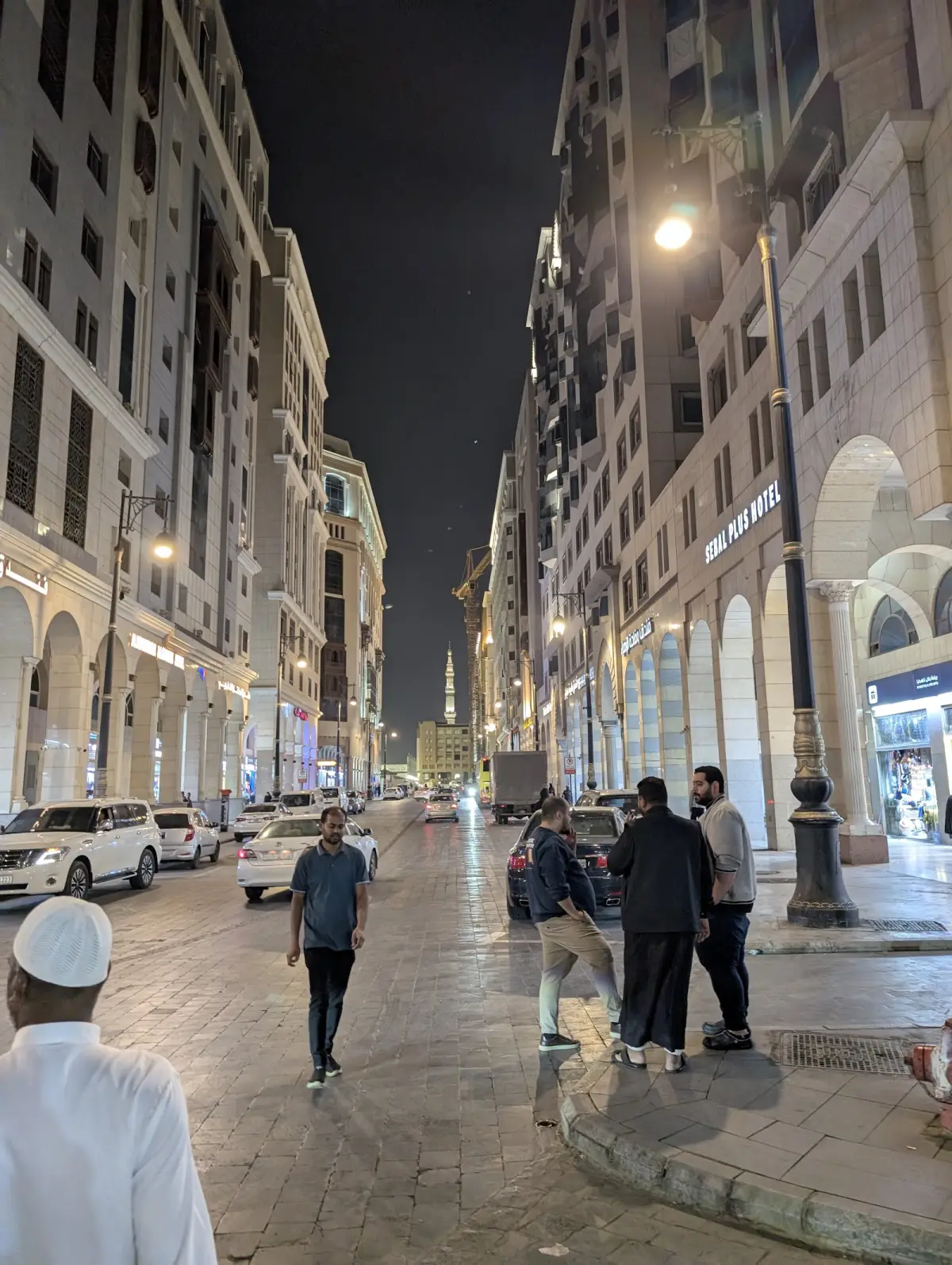 الصورة 4 من 8