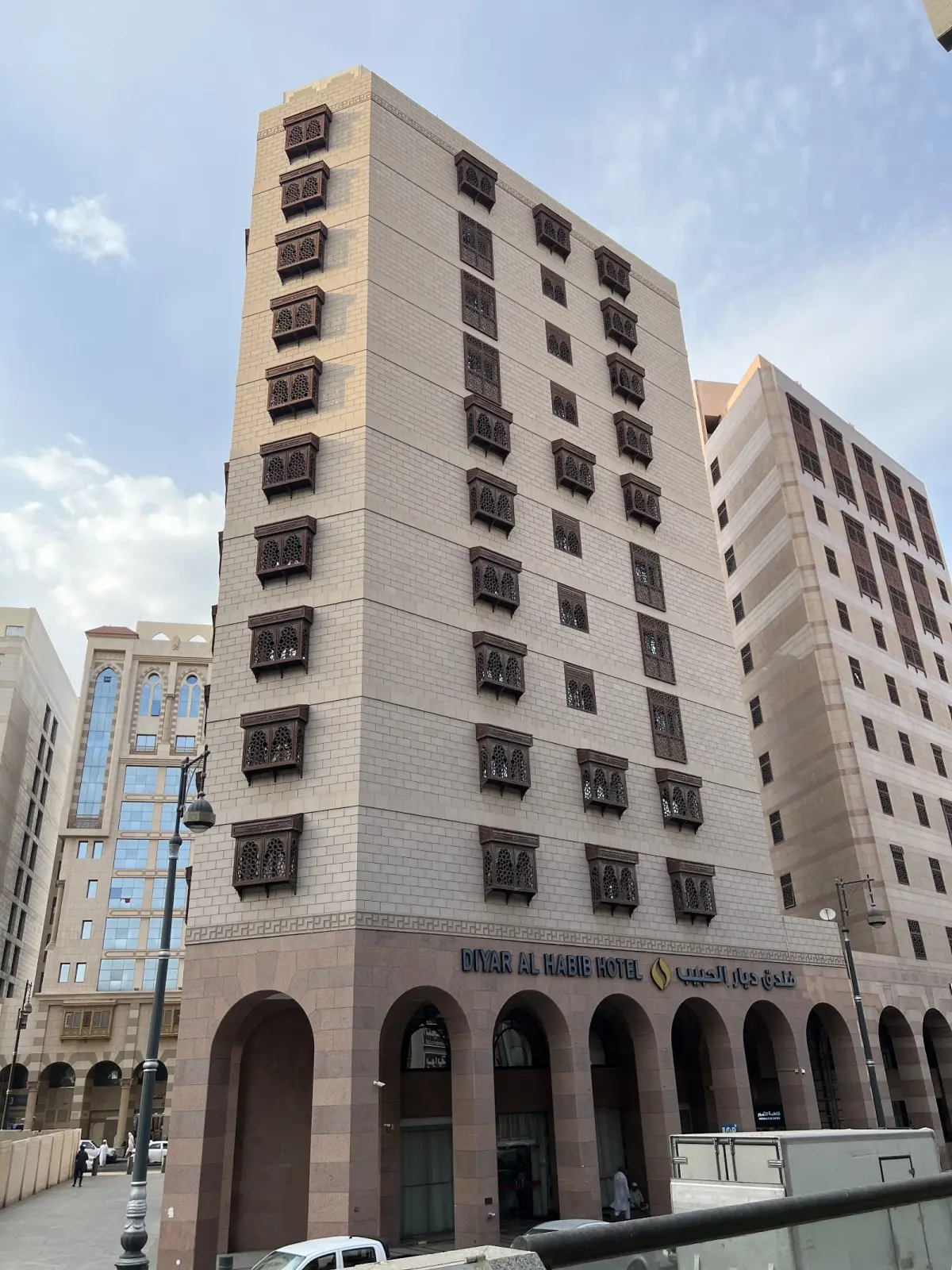 الصورة 3 من 8