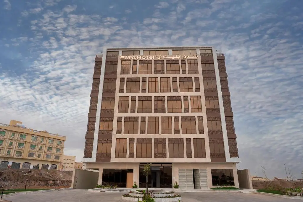 الصورة 6 من 8