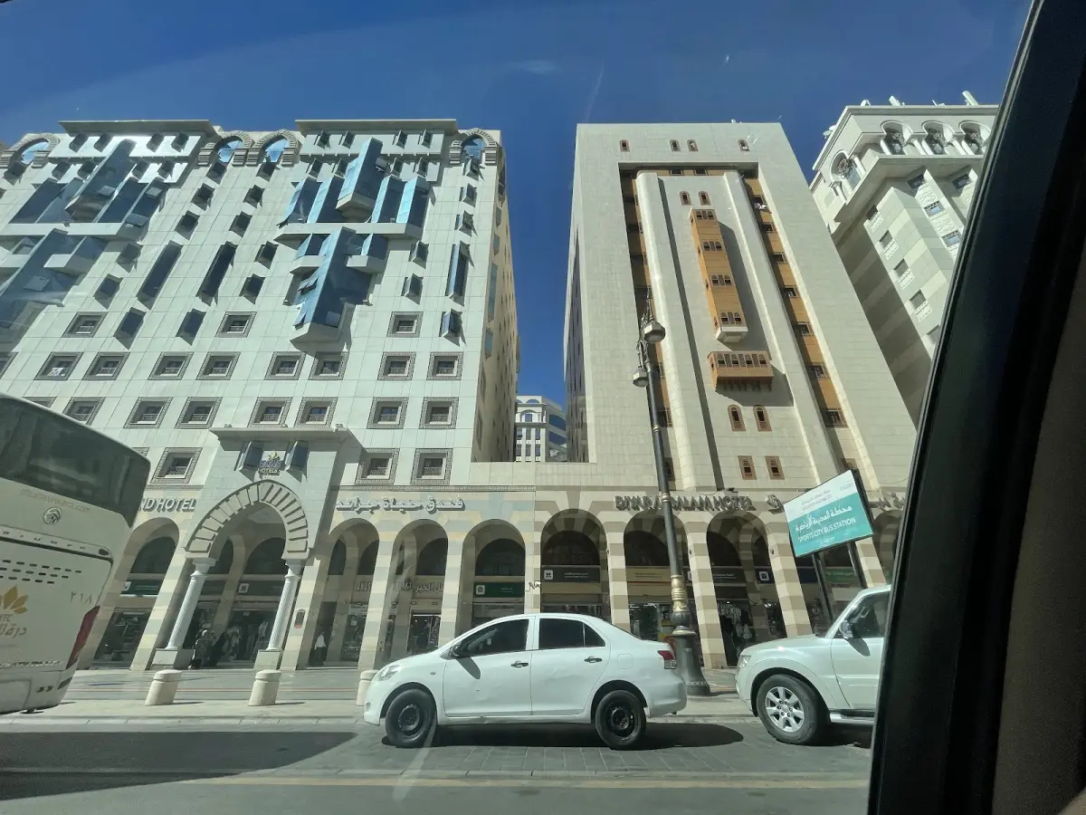 الصورة 1 من 8