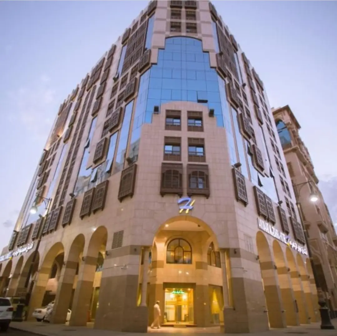 الصورة 3 من 8