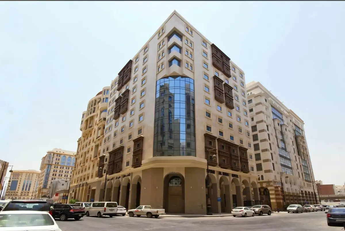 الصورة 1 من 8