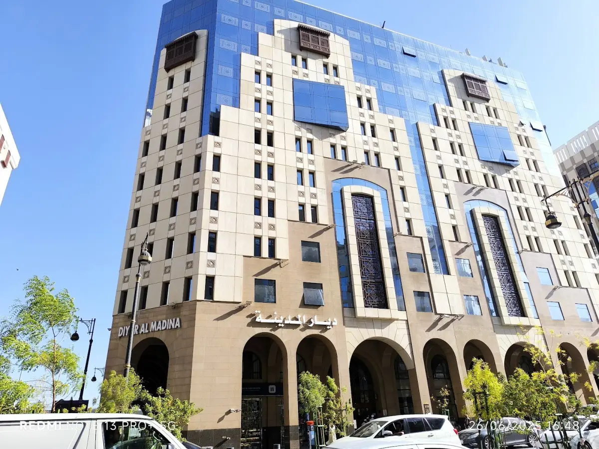 الصورة 1 من 8