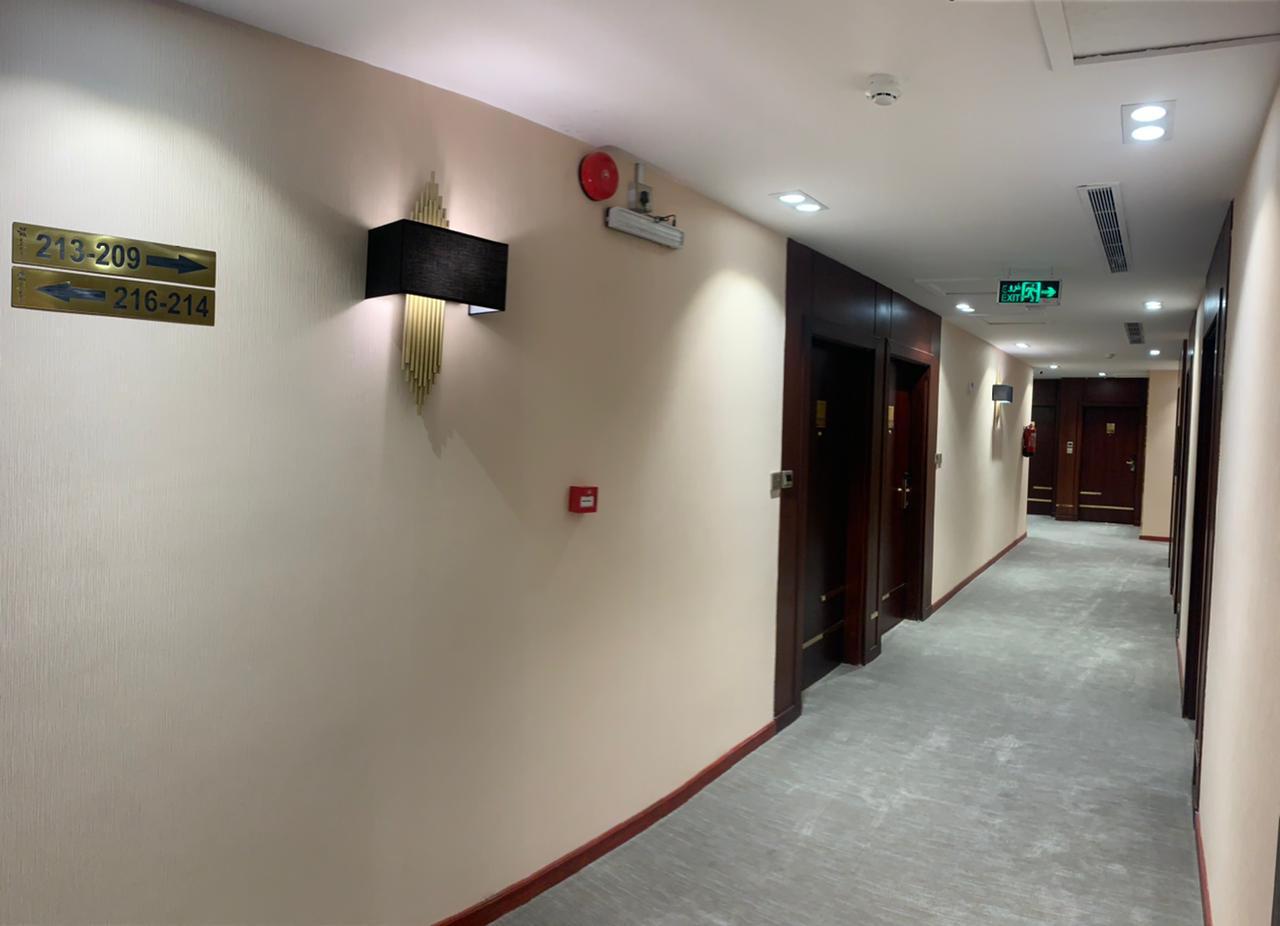 Image 4 of 8