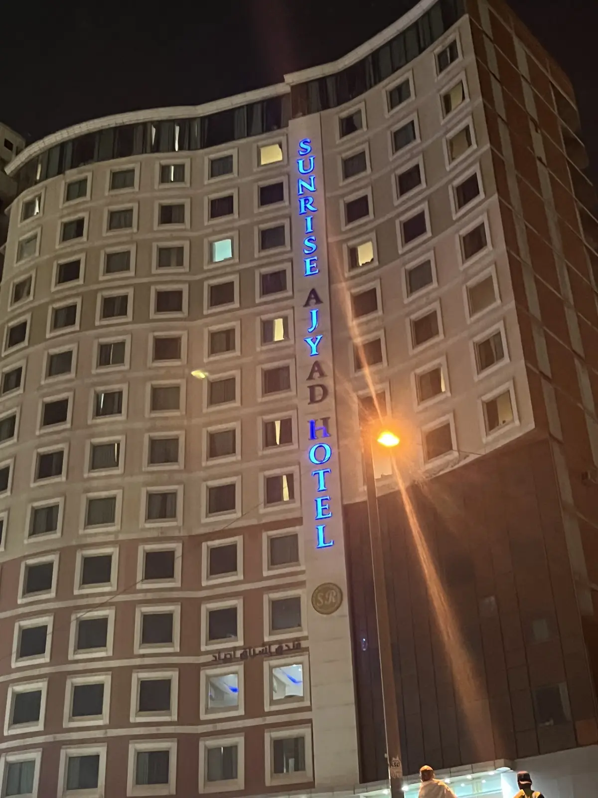 الصورة 3 من 4
