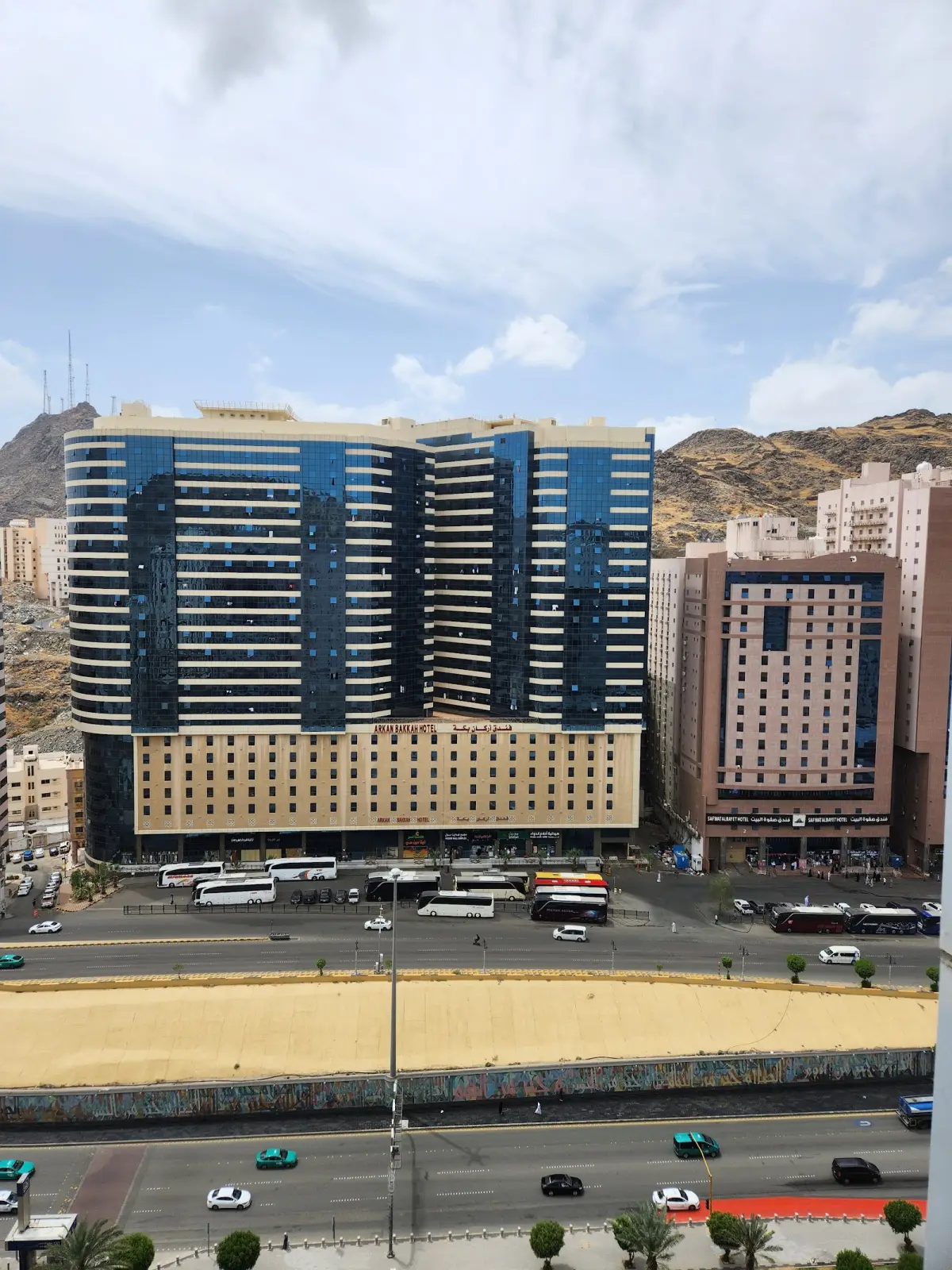 الصورة 3 من 8