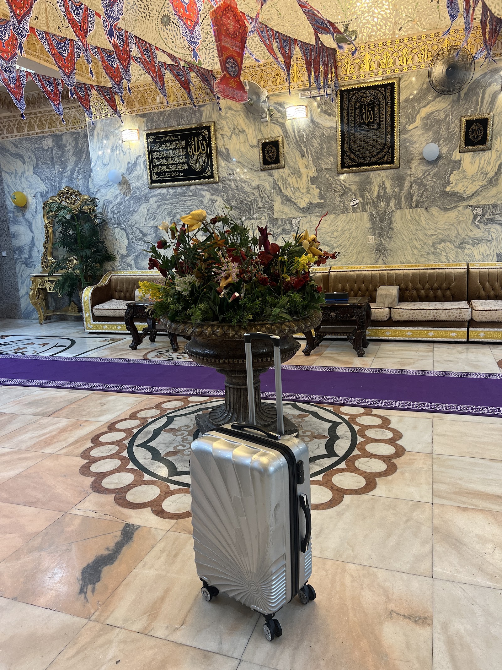 Image 4 of 8