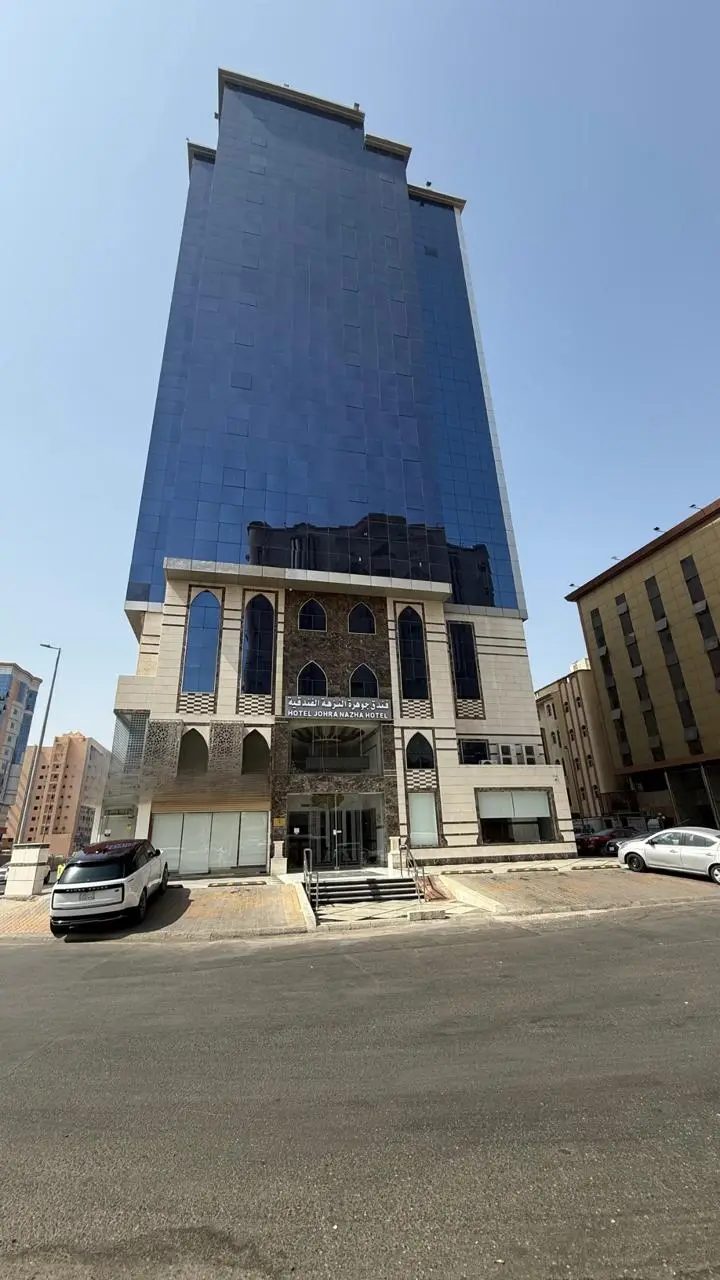 الصورة 5 من 8