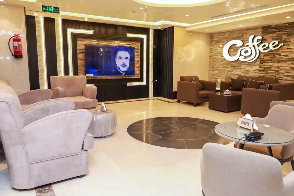 الصورة 6 من 8