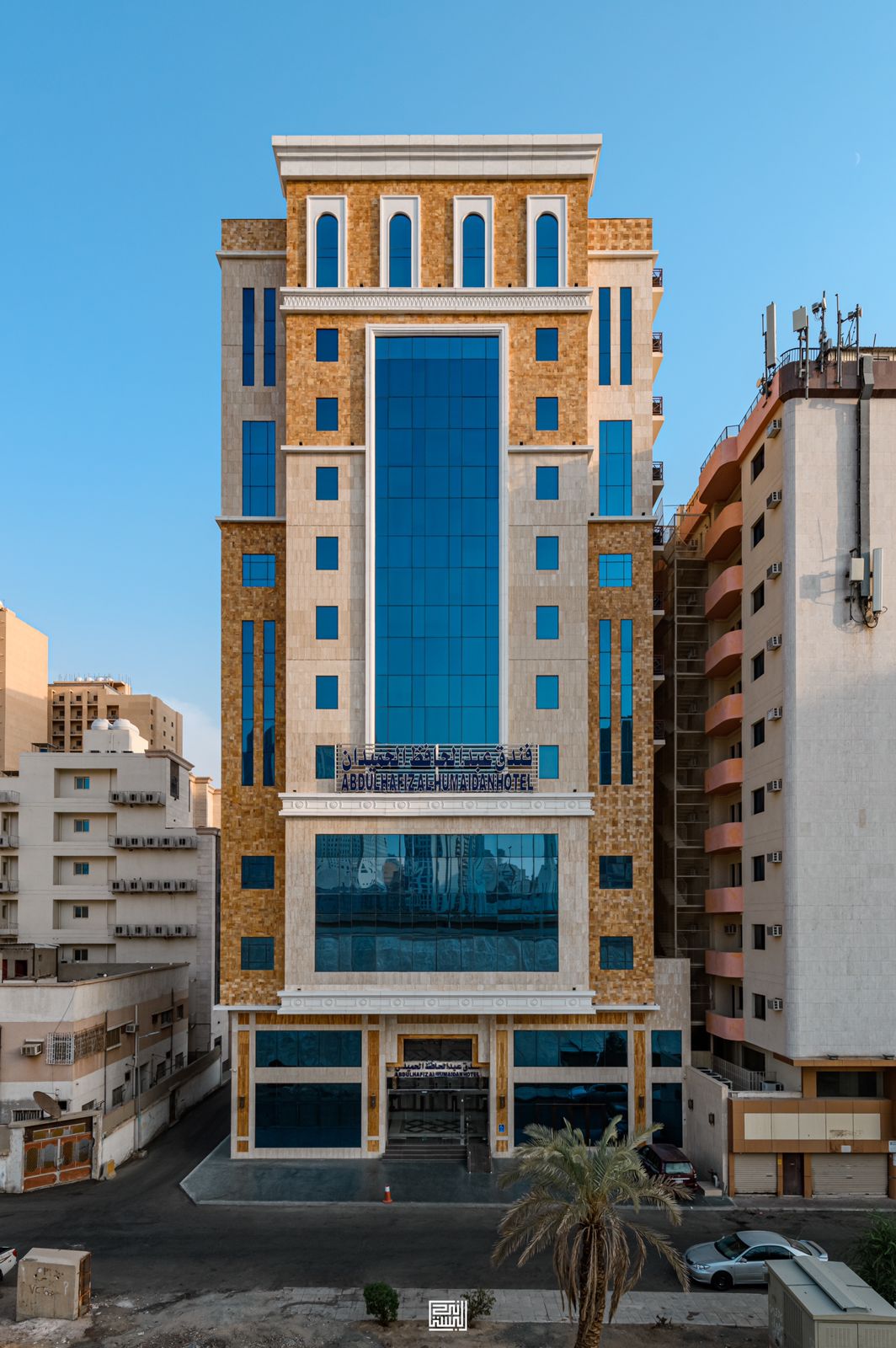 Image 1 of 8