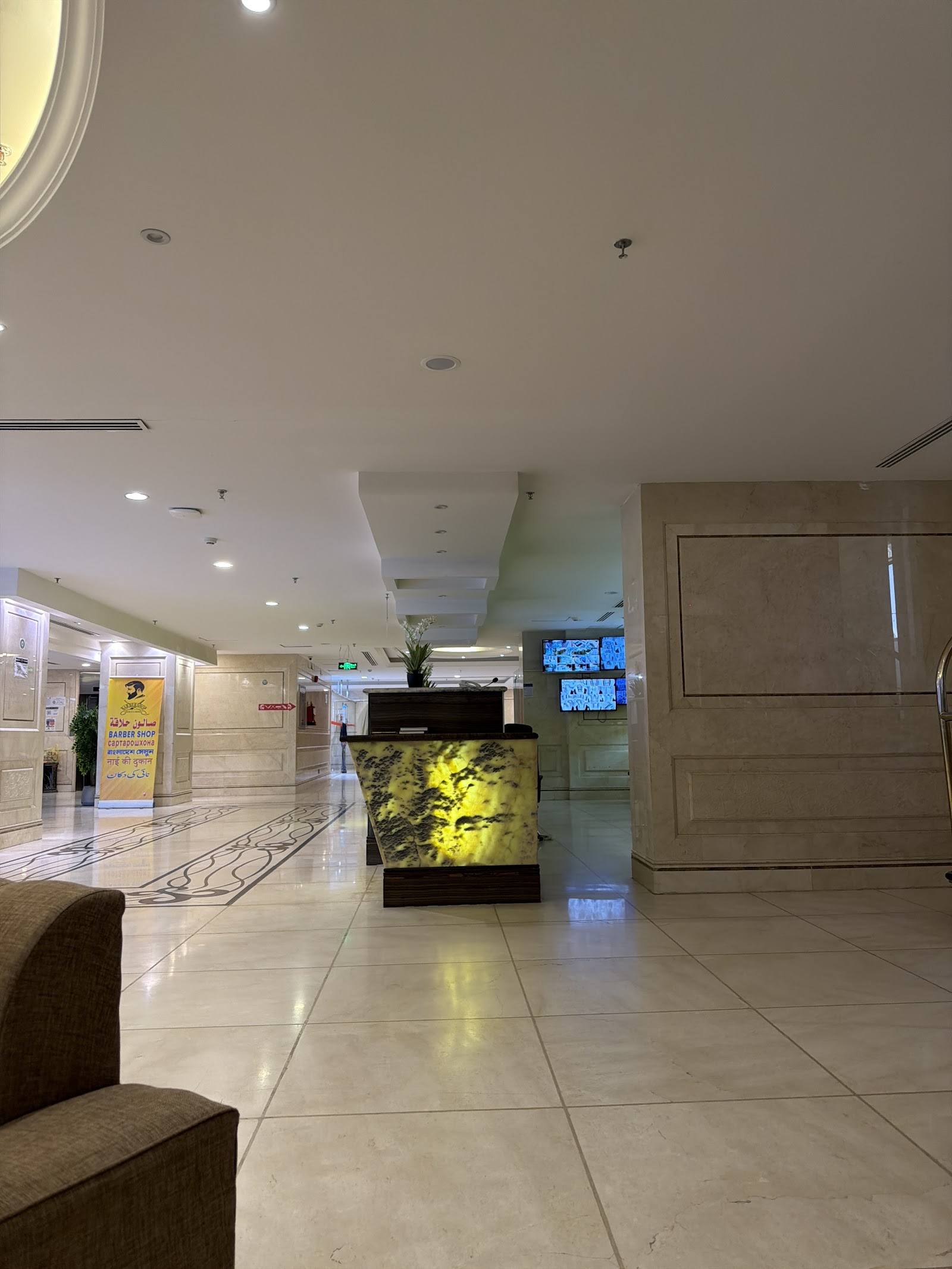 Image 4 of 8