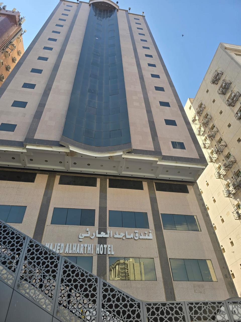 الصورة 1 من 8