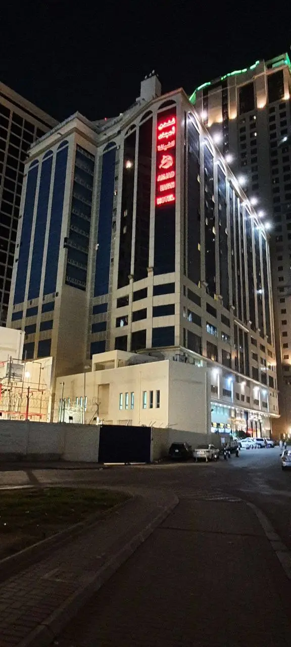 الصورة 6 من 8