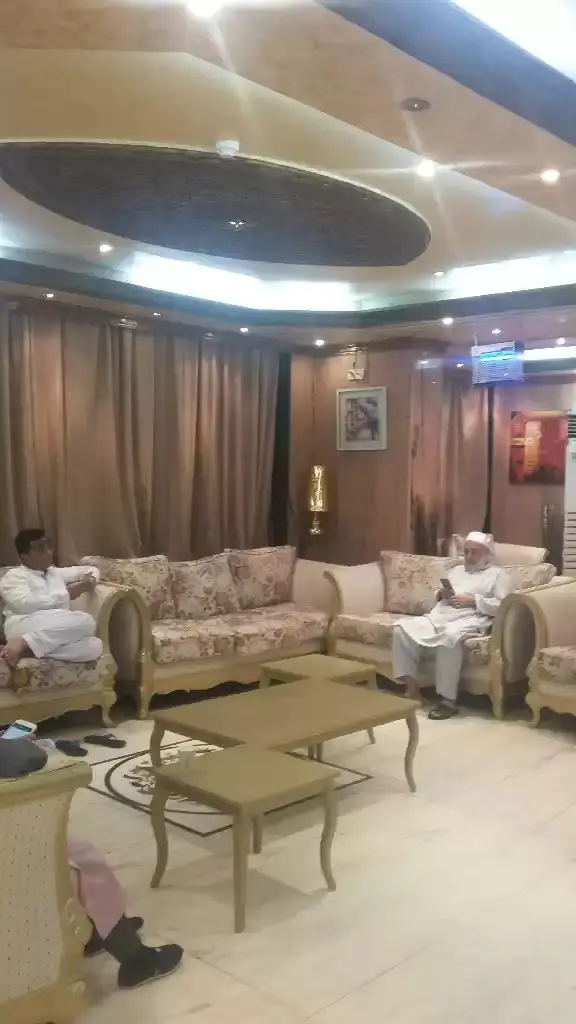 الصورة 6 من 8