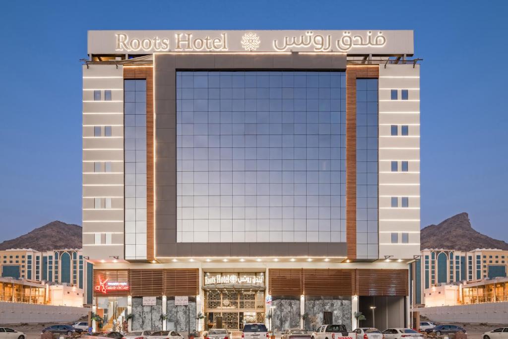 الصورة 1 من 8