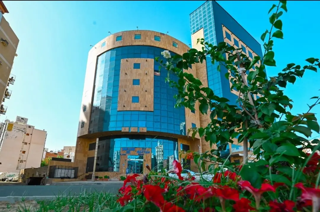 الصورة 6 من 8