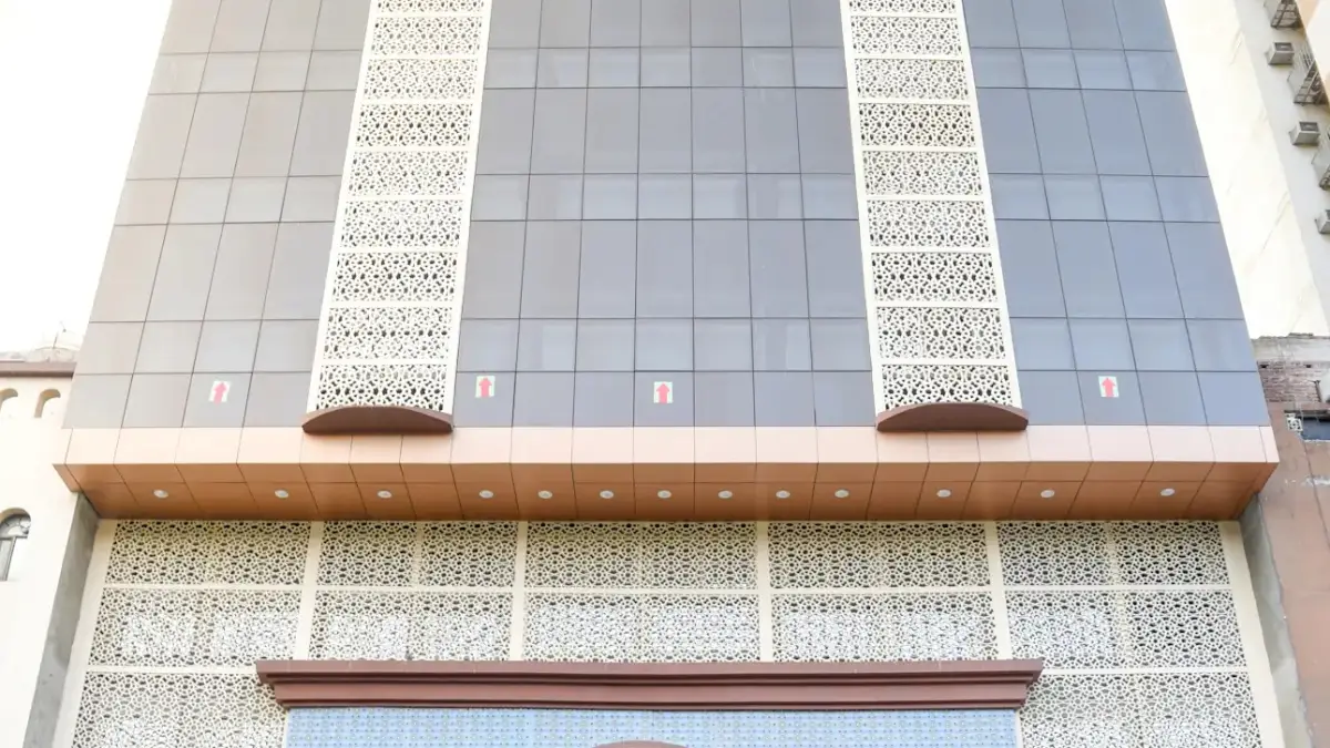 الصورة 2 من 8