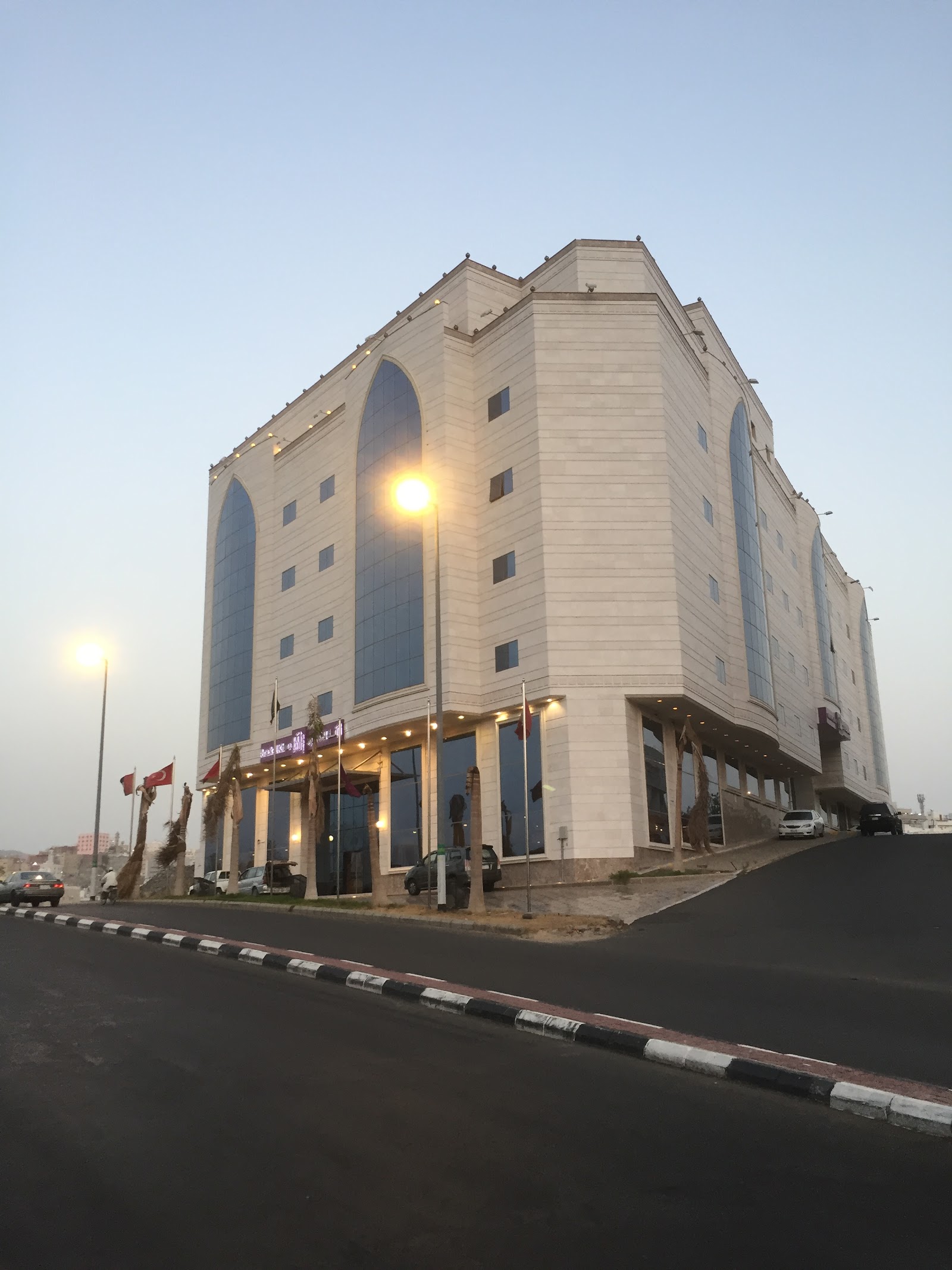 Image 1 of 8