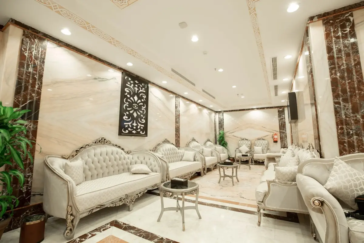 الصورة 6 من 8