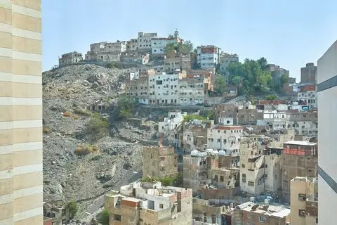 الصورة 4 من 8