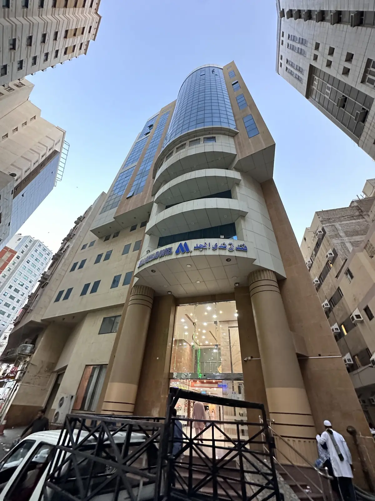 الصورة 1 من 8