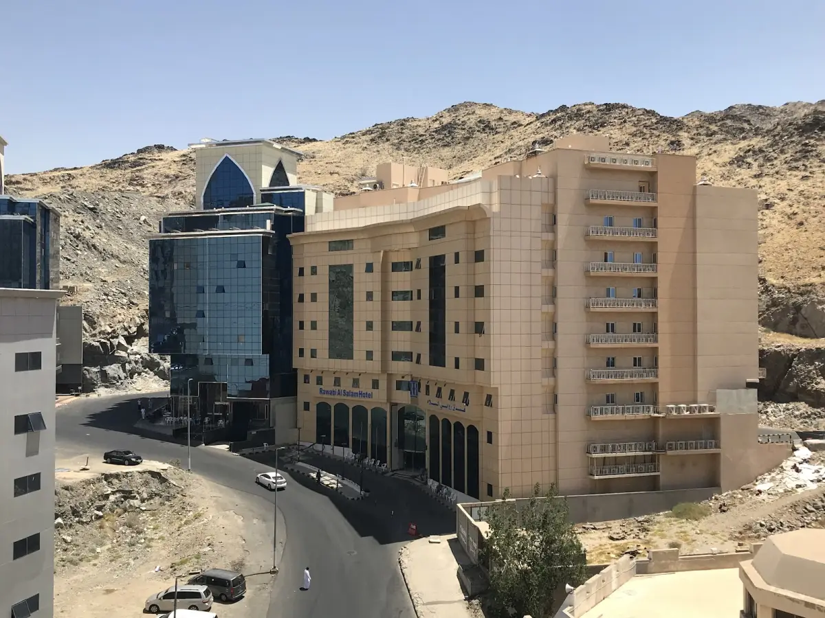 الصورة 1 من 8