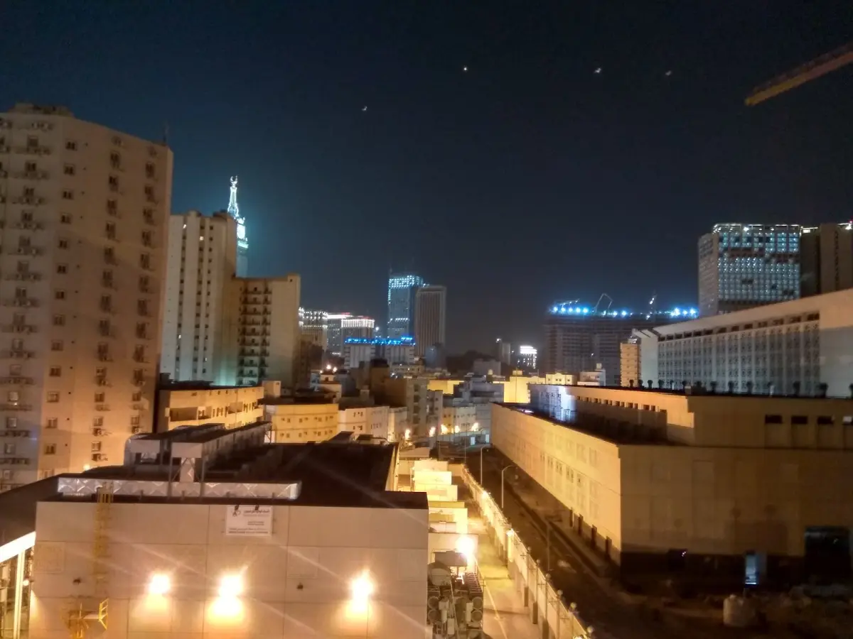 الصورة 1 من 8