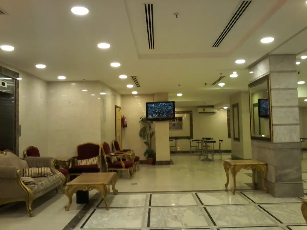 الصورة 3 من 8
