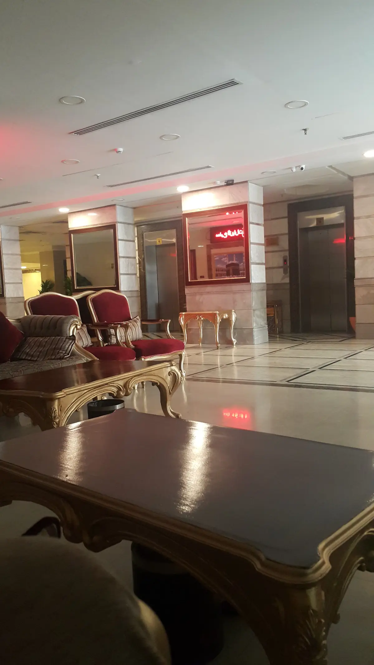 الصورة 4 من 8