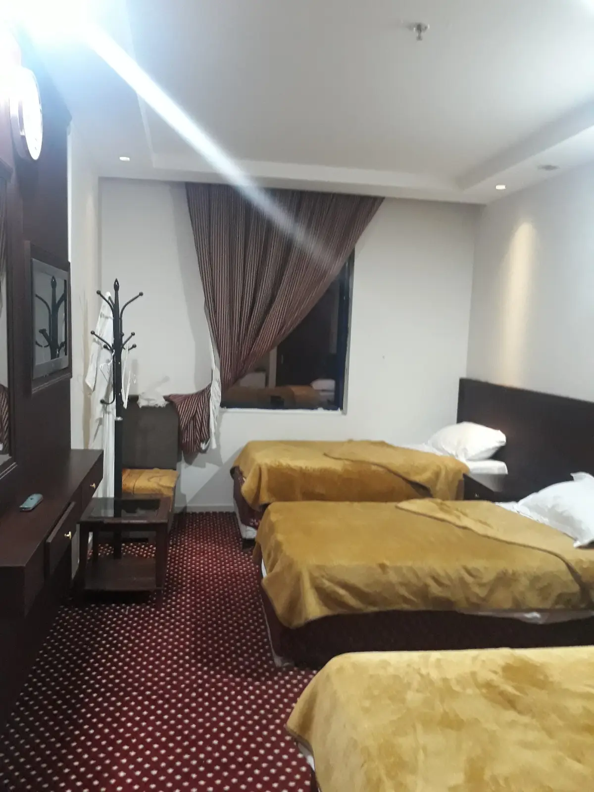 الصورة 2 من 8