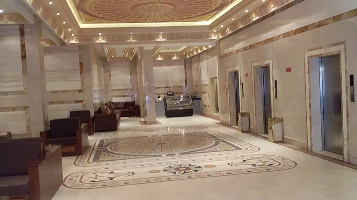 الصورة 4 من 8