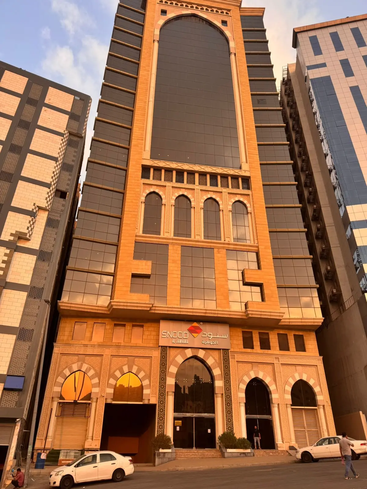 الصورة 1 من 8