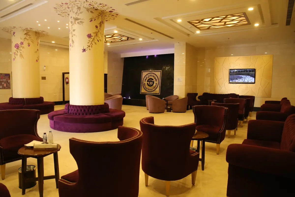 الصورة 3 من 8