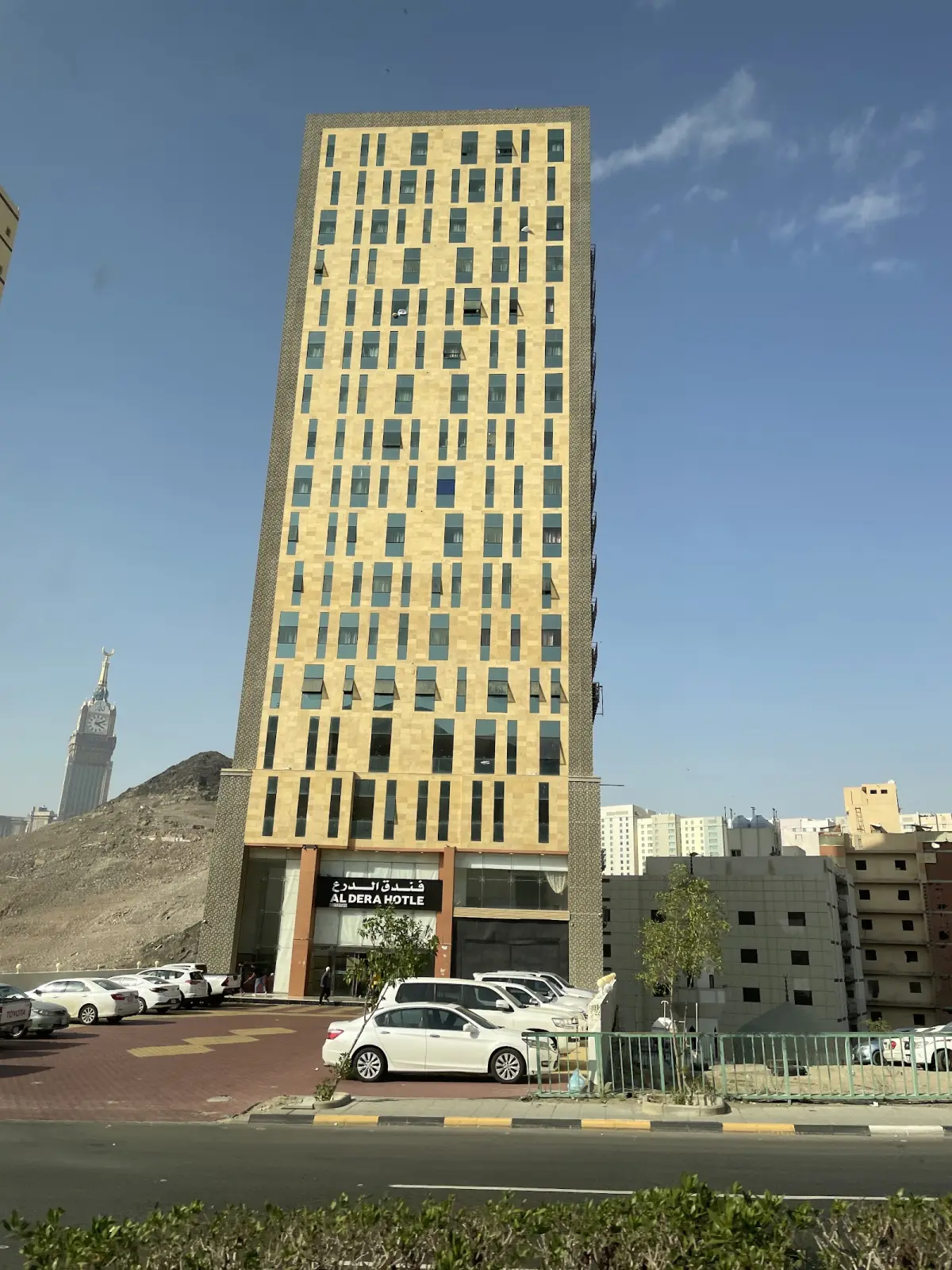 الصورة 3 من 8