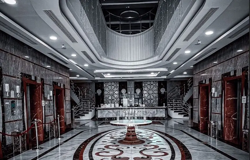 الصورة 3 من 8