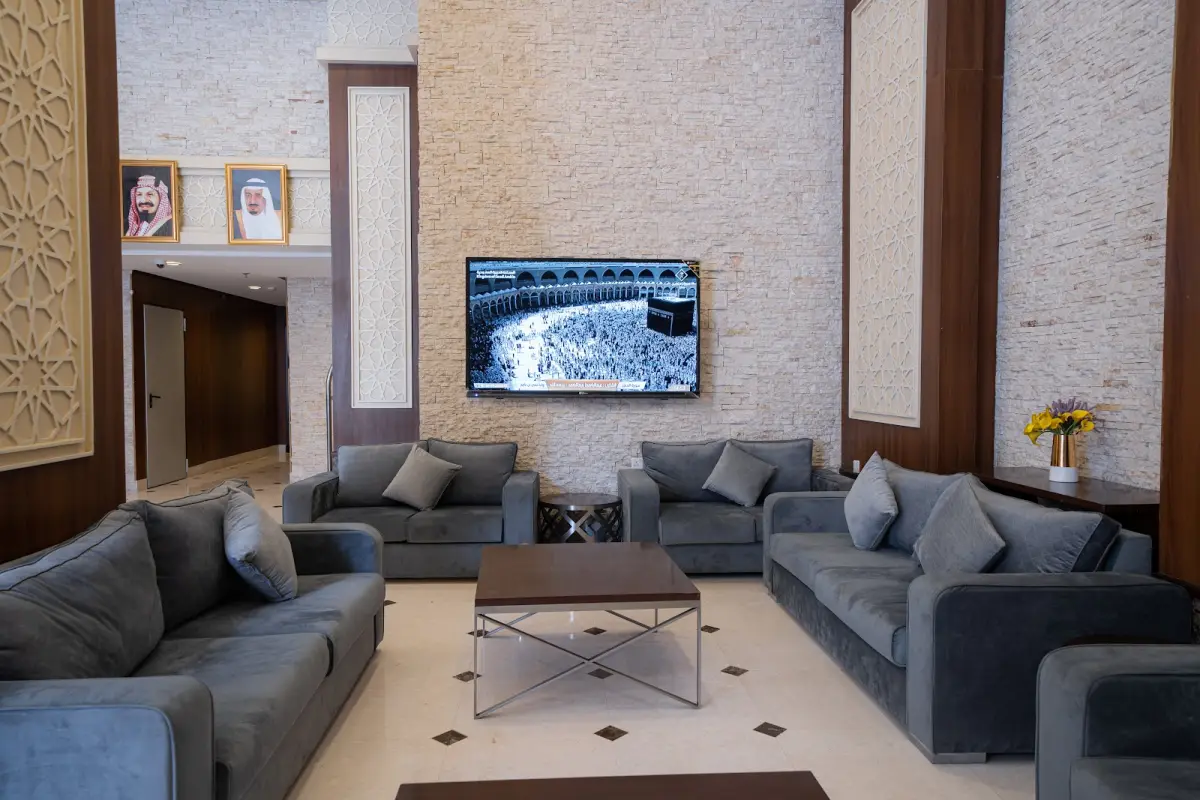 الصورة 6 من 8