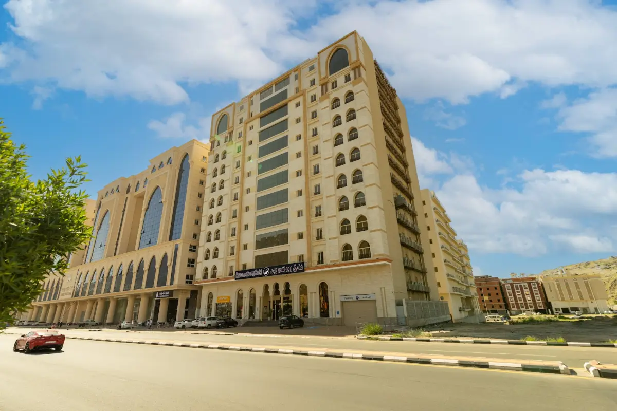 الصورة 1 من 8