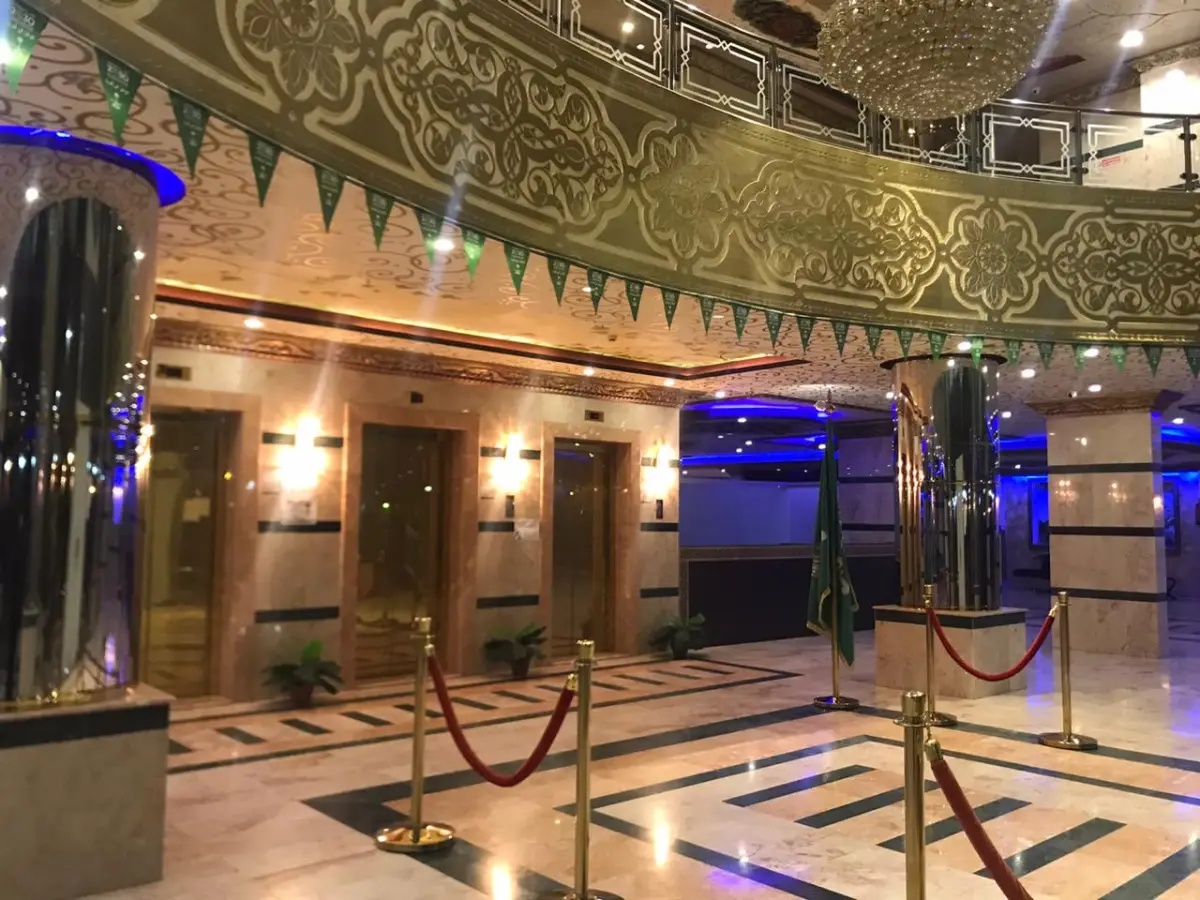الصورة 1 من 8