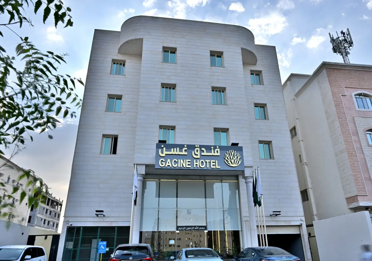 الصورة 4 من 8